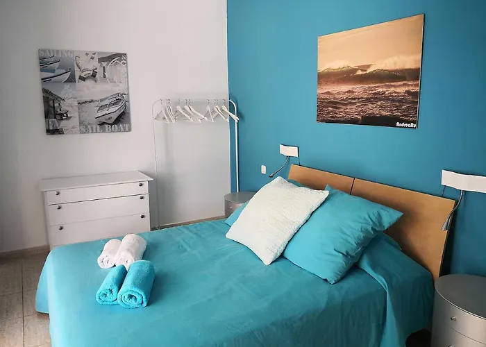 Surfintrip Academy&camp Corralejo