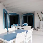 Surfintrip Academy&camp Ostello