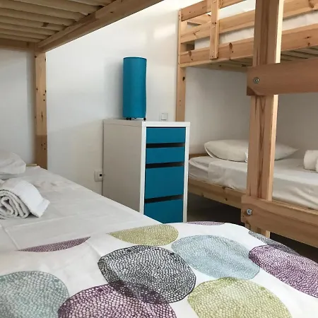 Surfintrip Academy&camp *