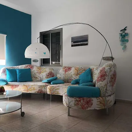 Surfintrip Academy&camp ホステル