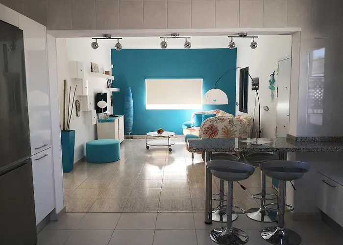 Surfintrip Academy&camp Hostel *